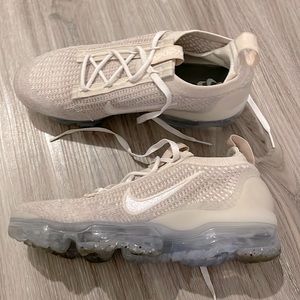 Nike Women’s Vapormax shoes